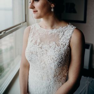 Pronovias Oseleta Wedding Dress